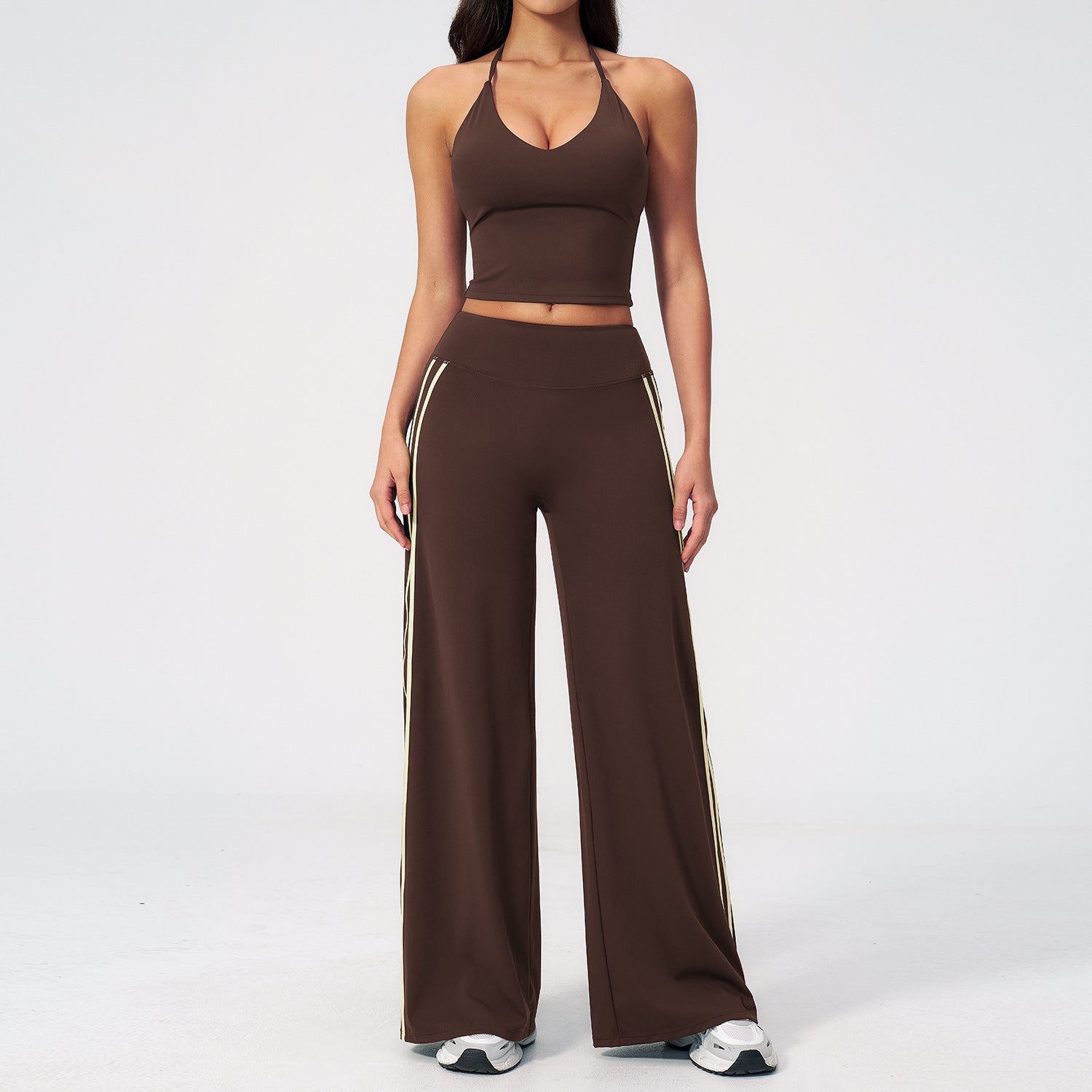 Women's V-neck open-back yoga set quick-drying suitable for running and yoga