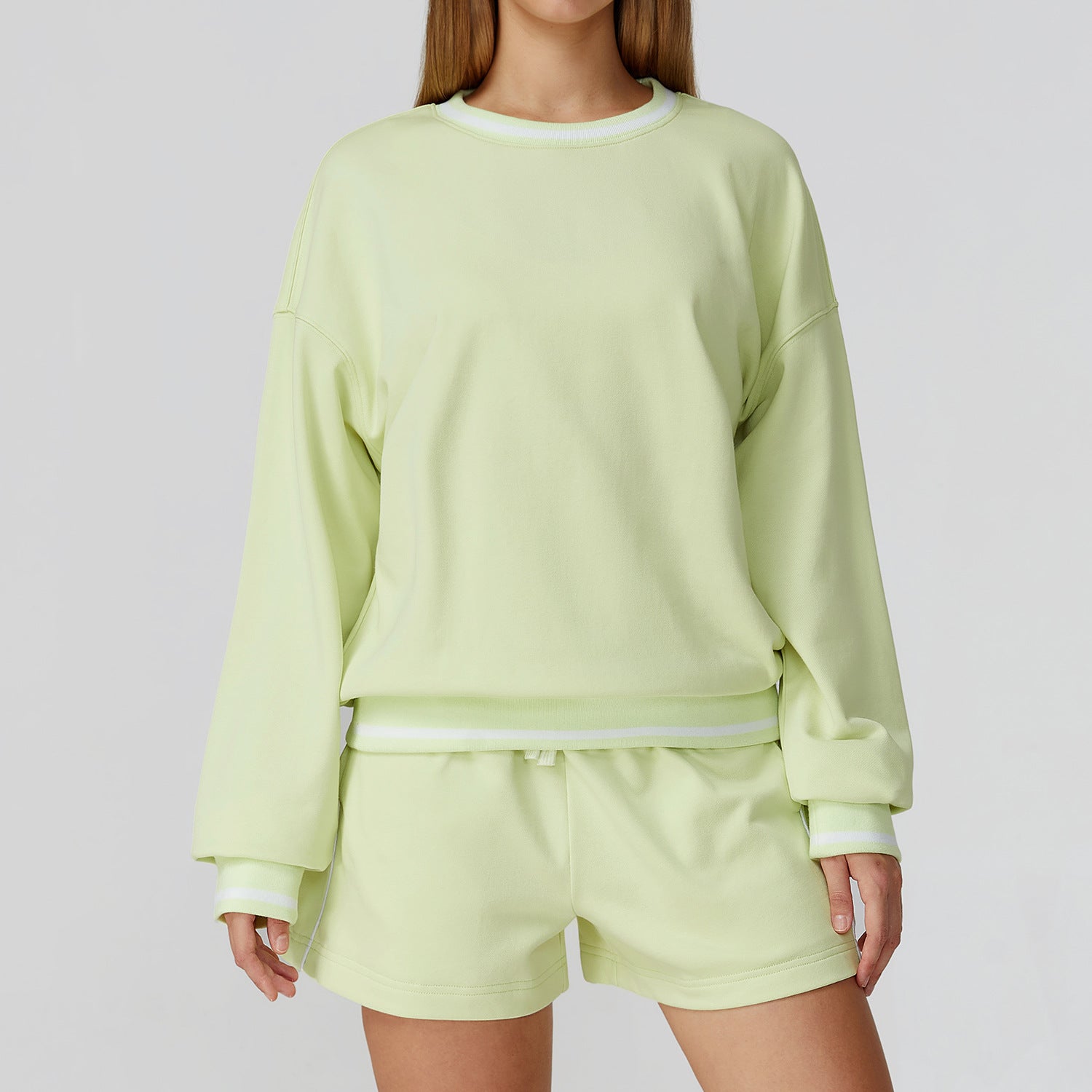 Comfortable and versatile casual sweatshirt suit