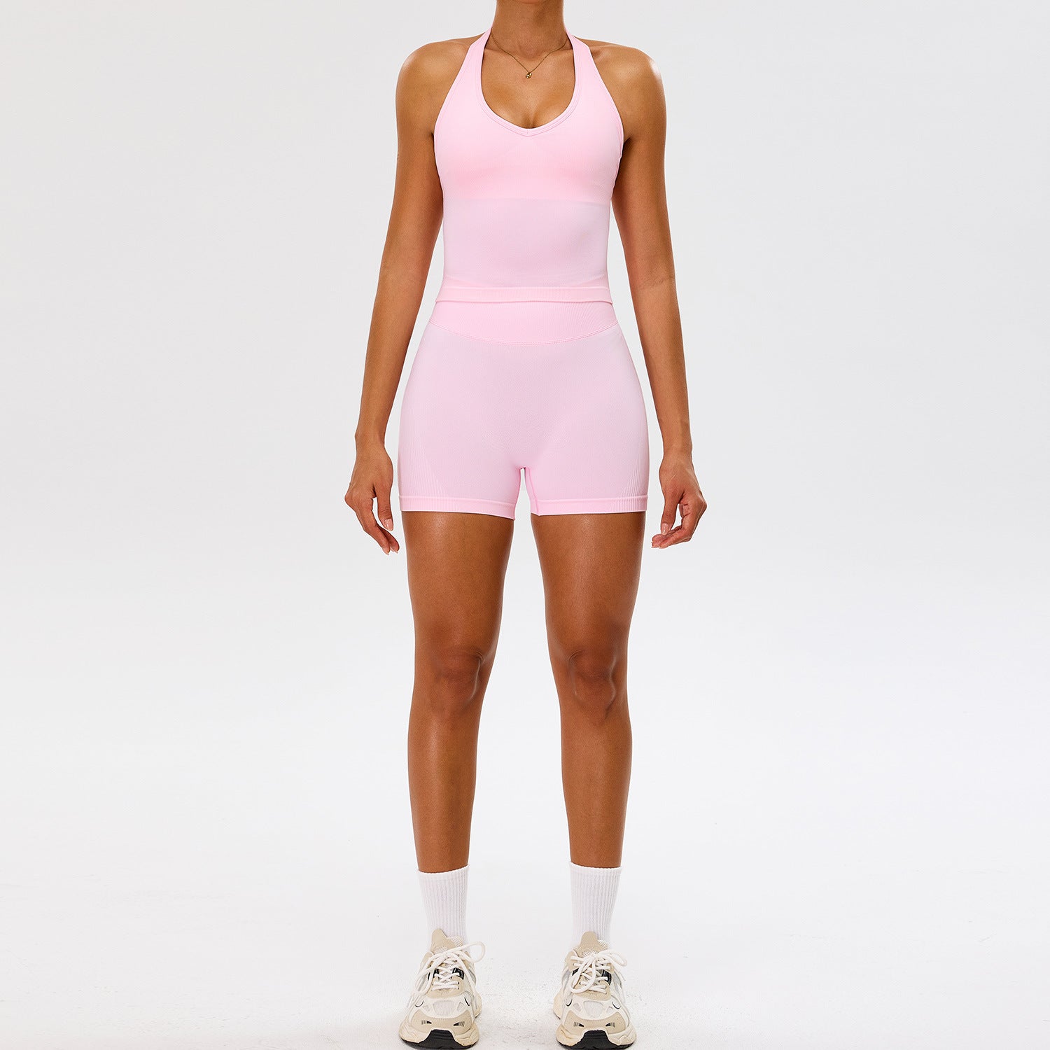 Women's seamless sports fitness bras set