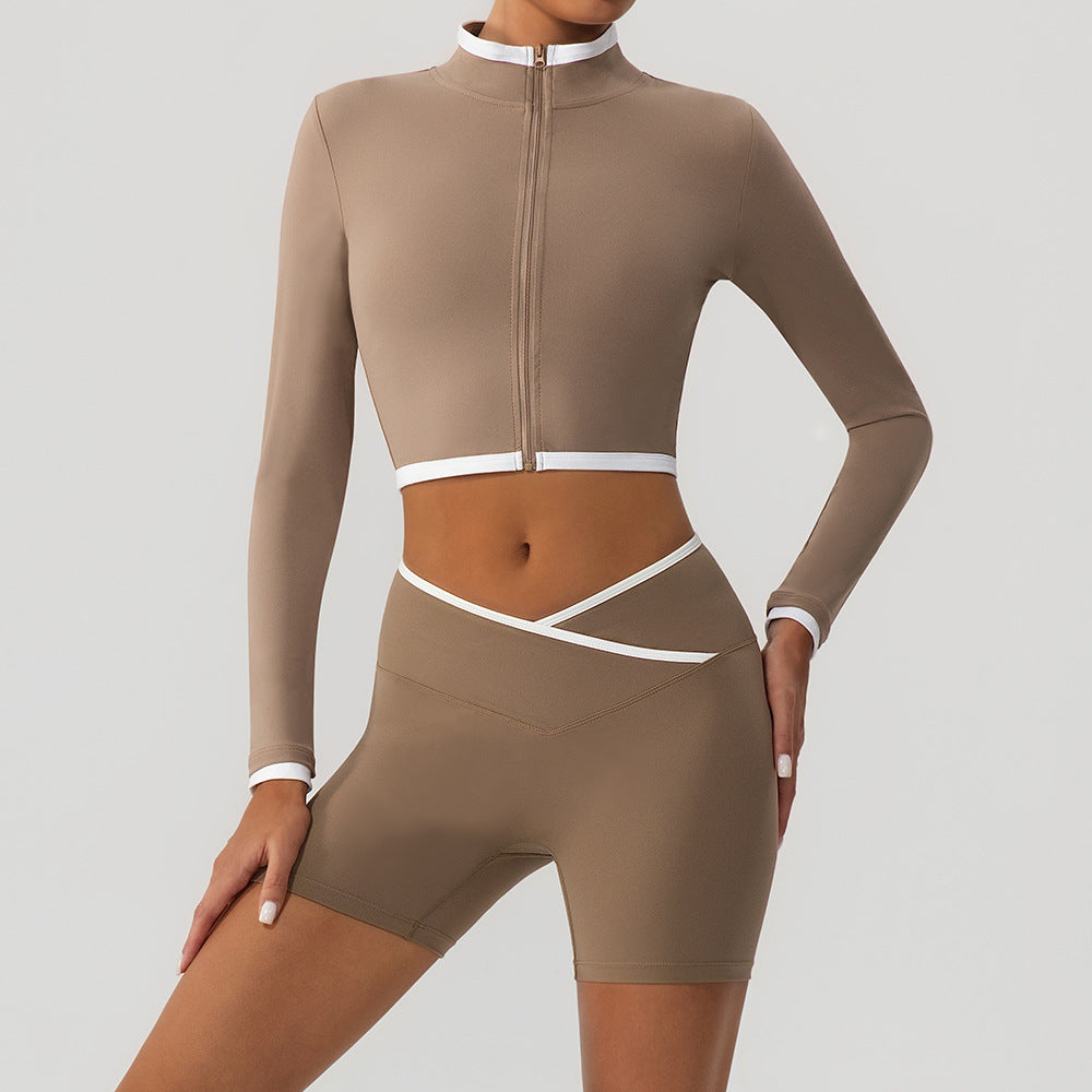Women's quick-drying jackets with shorts set