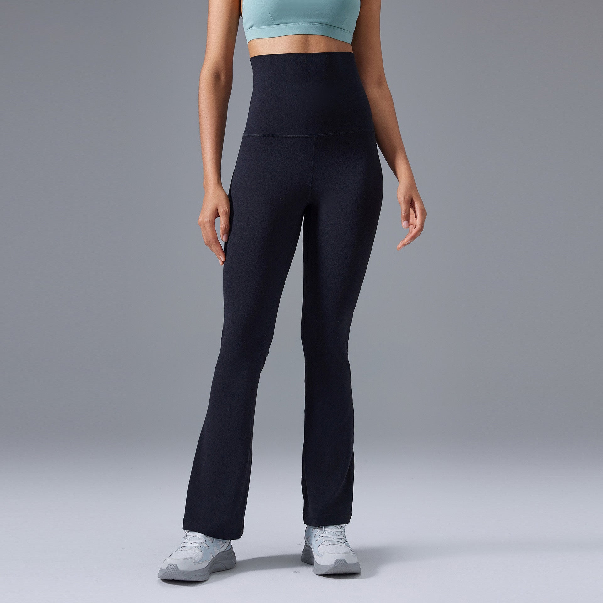 High-waisted hip-lifting flared yoga pants