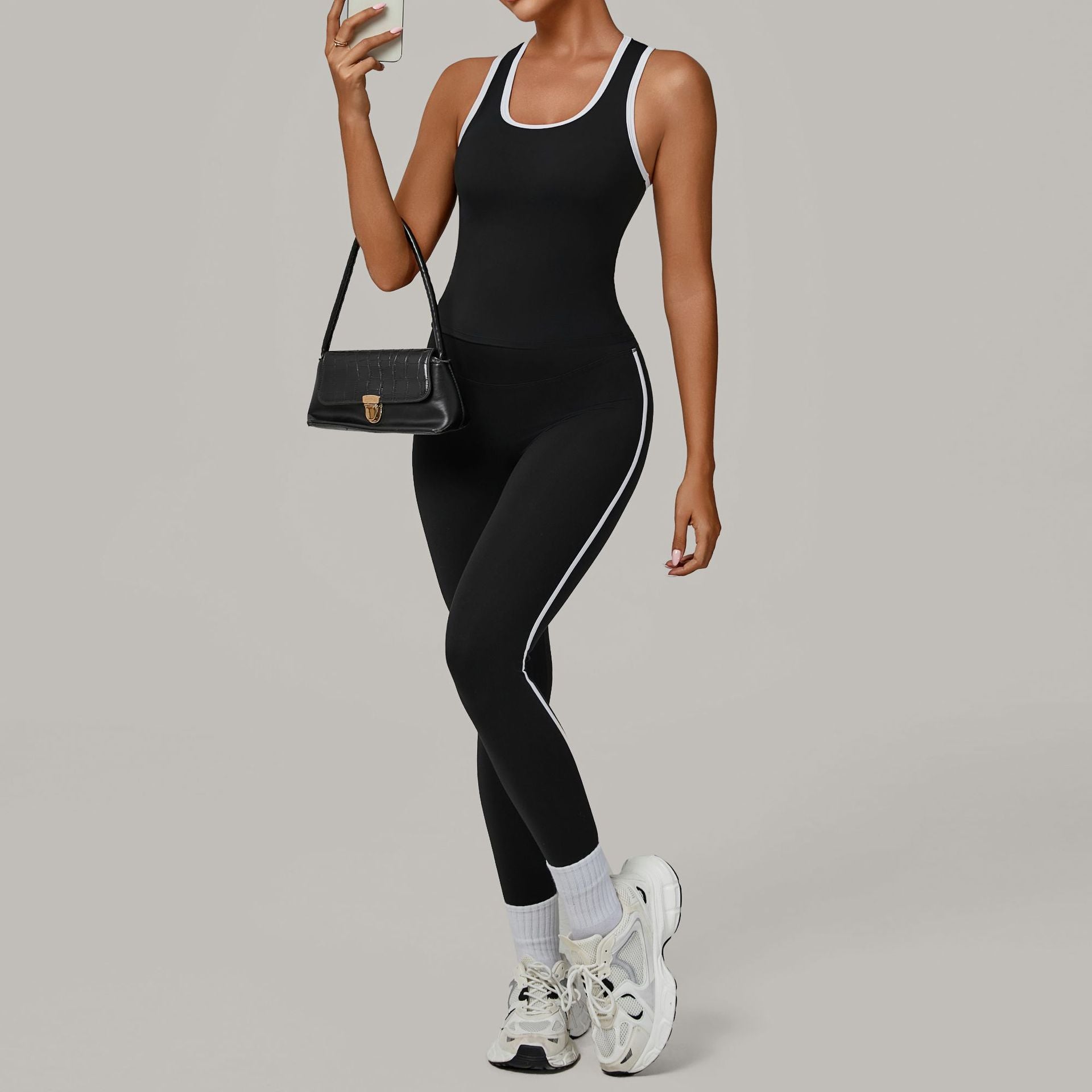 Contrast color stitching tight nude yoga suit