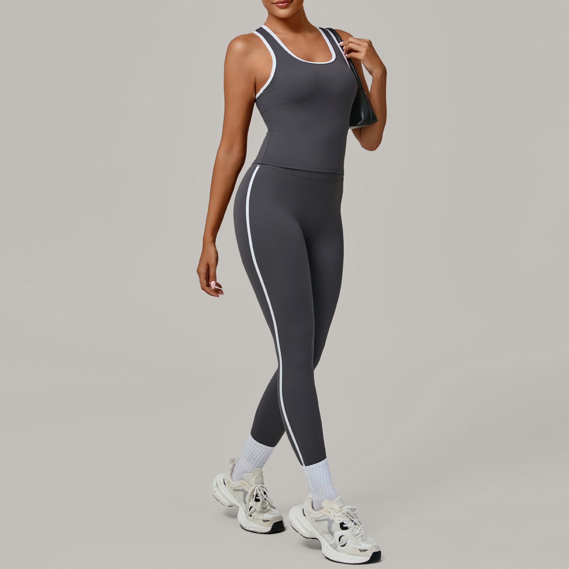 Contrast color stitching tight nude yoga suit