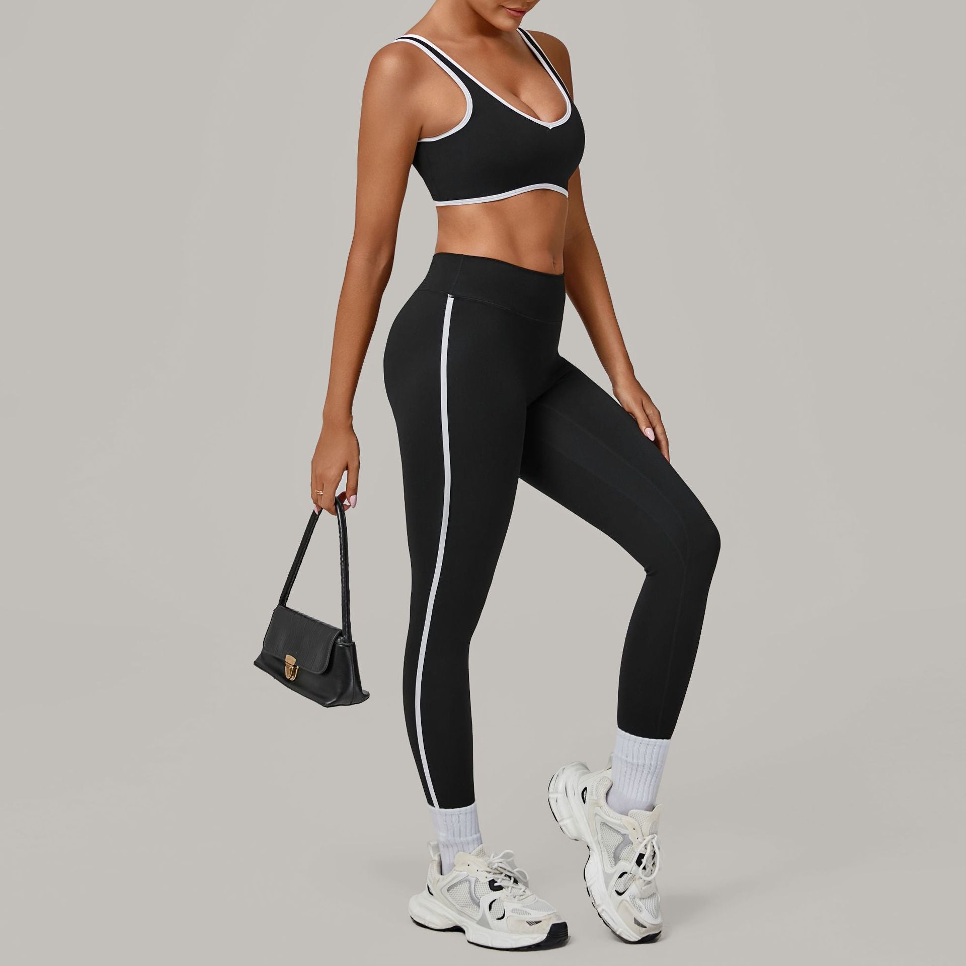 Women's wholesale quick-drying sports bras set