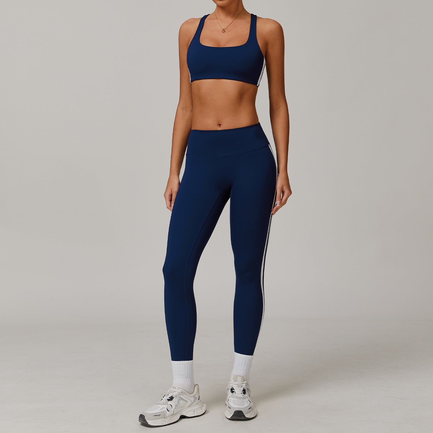 Women's quick-drying sports bras set