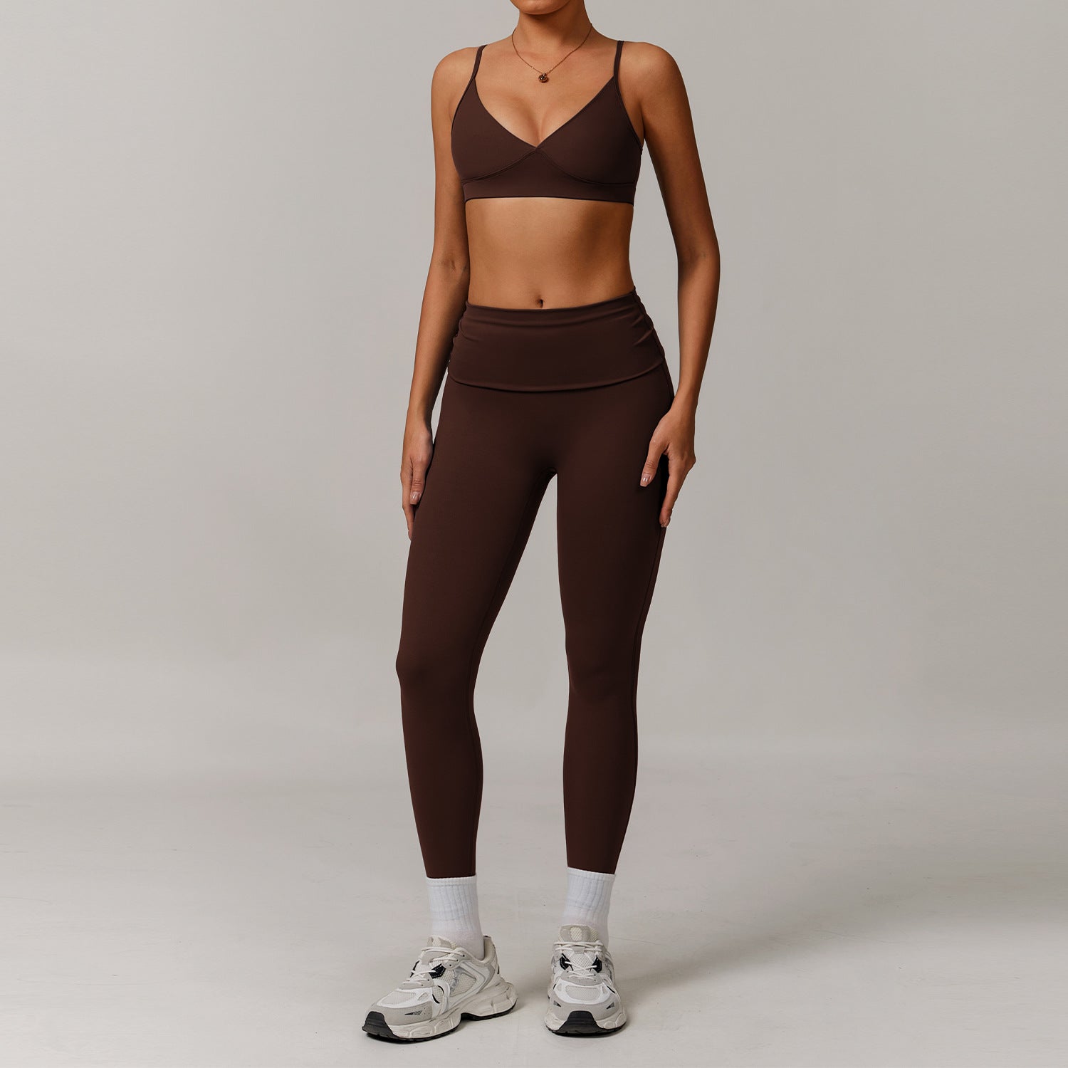 Fashionable and casual sports fitness bras suit