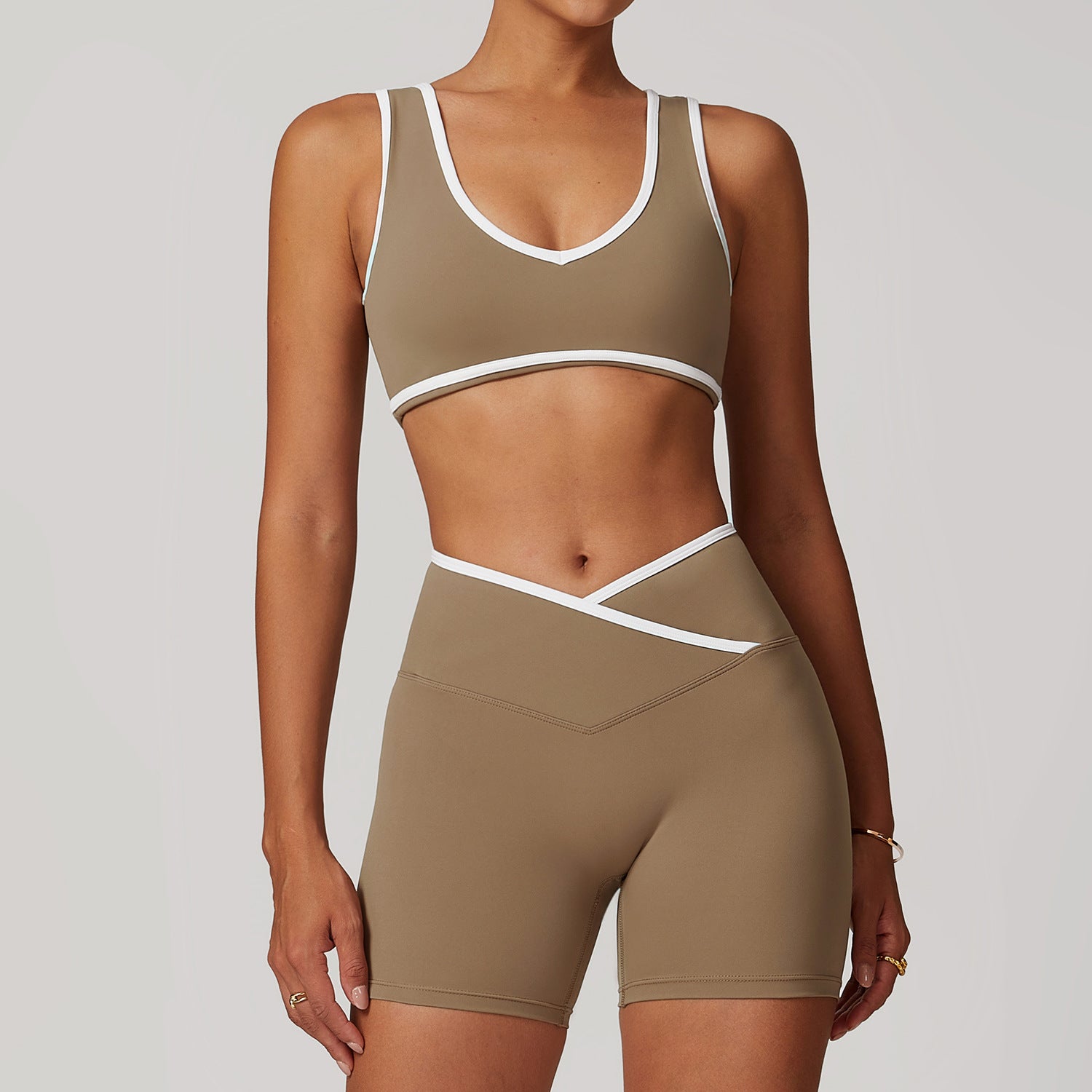 Women's wholesale quick-drying sports bras set