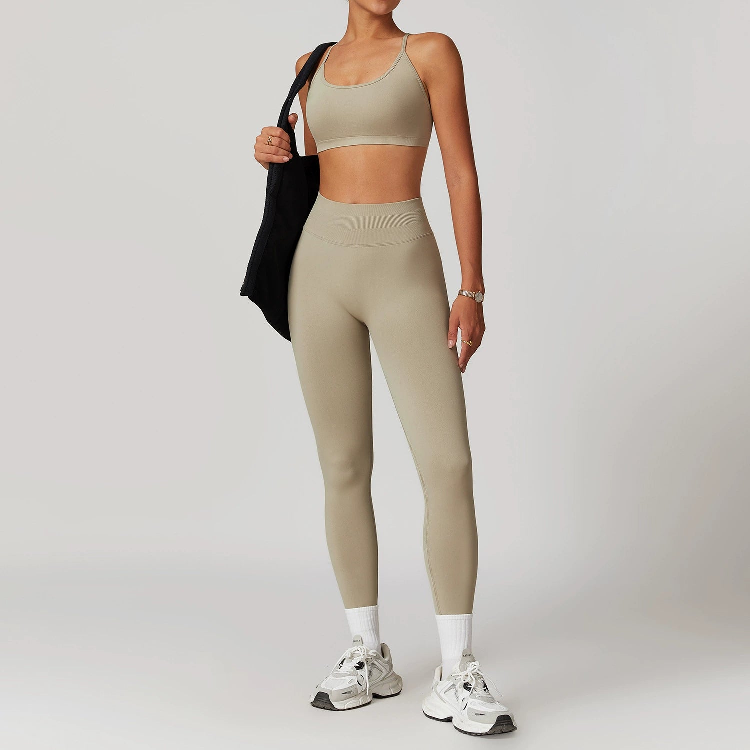 Women's Seamless back yoga suit