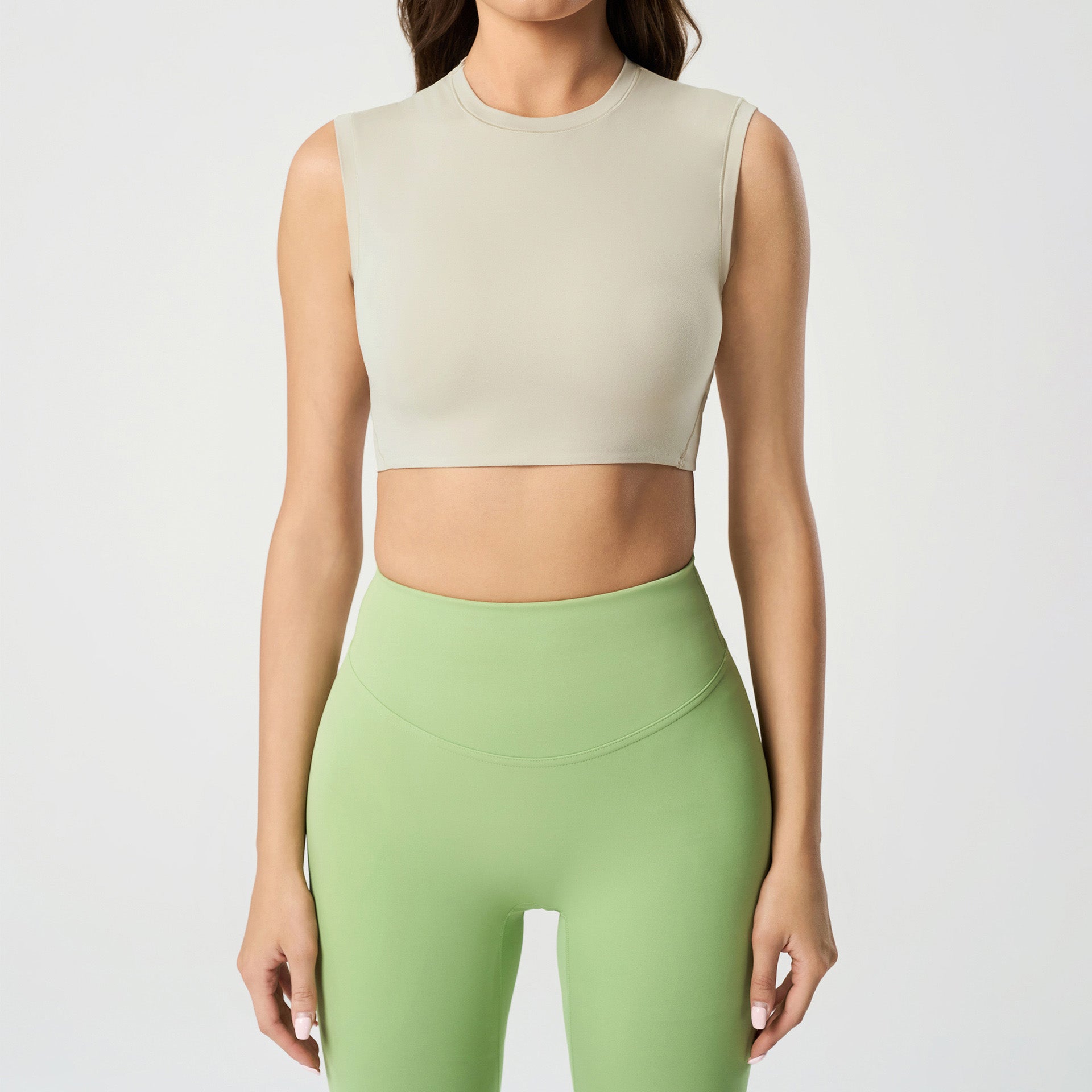 Breathable sleeveless fitness top