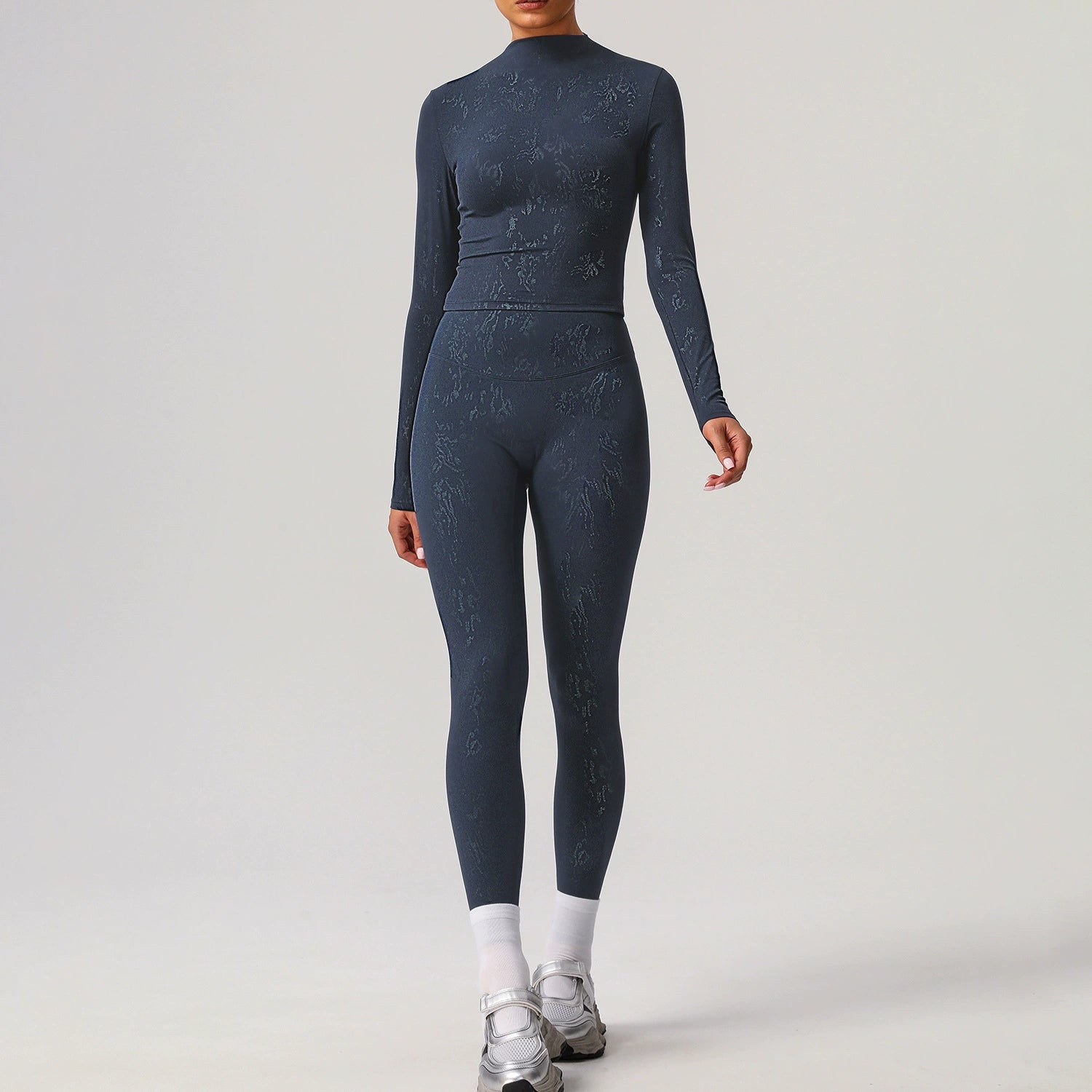 Women's Silver-stamped Long sleeve with leggings Set
