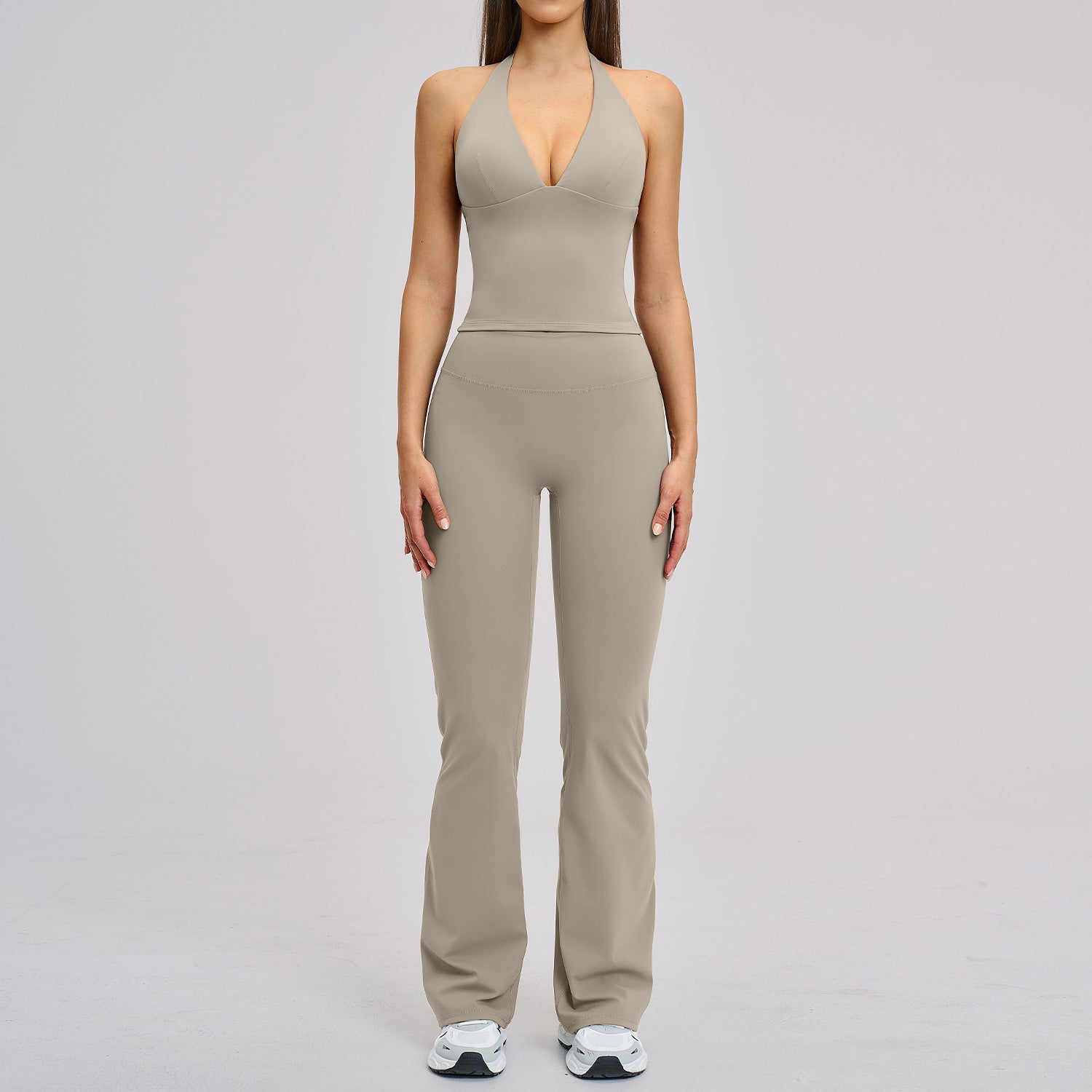 Hot-selling new style sports bras with flare fitness gym set for women