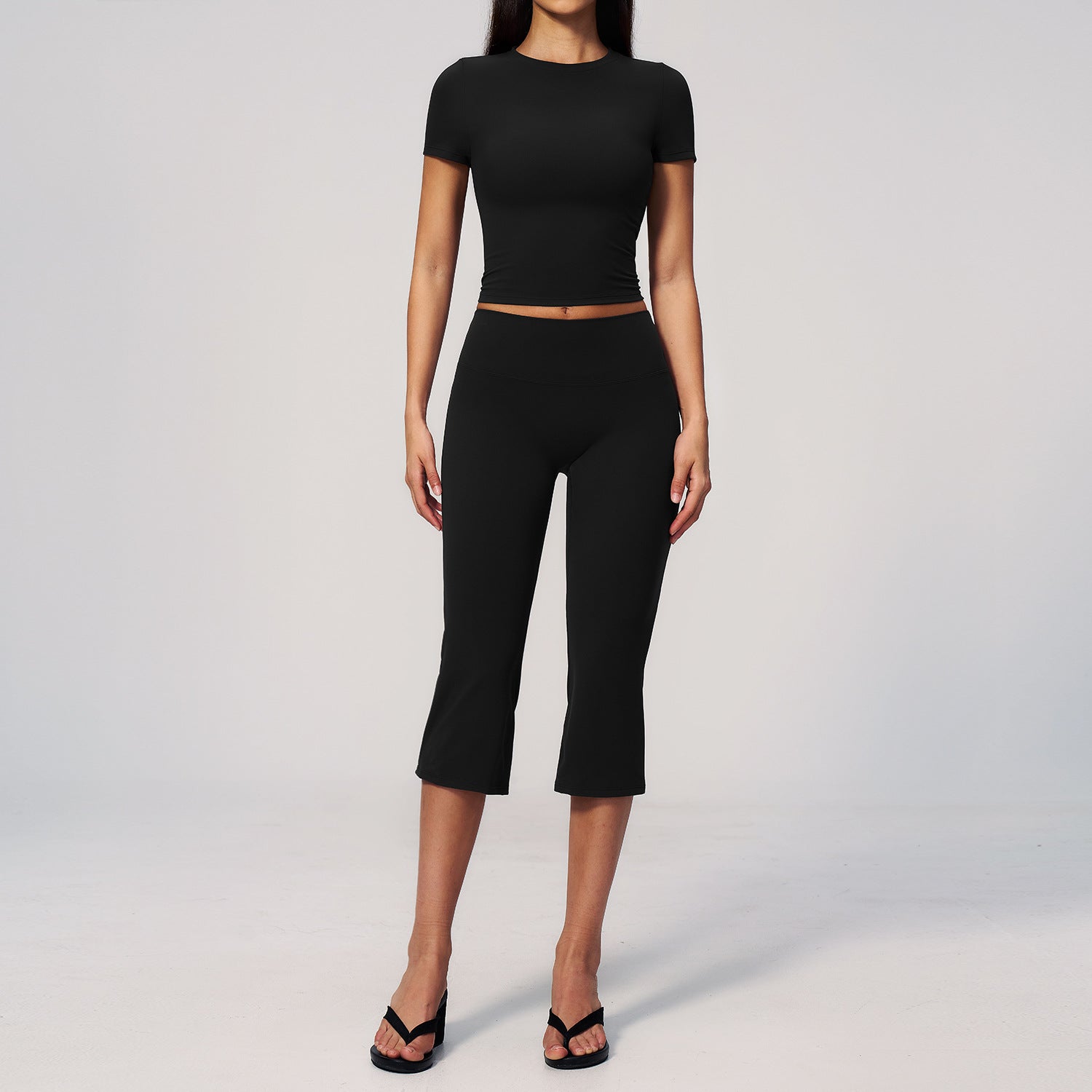 Women's short sleeve shirts with quick-drying middle-length leggings set