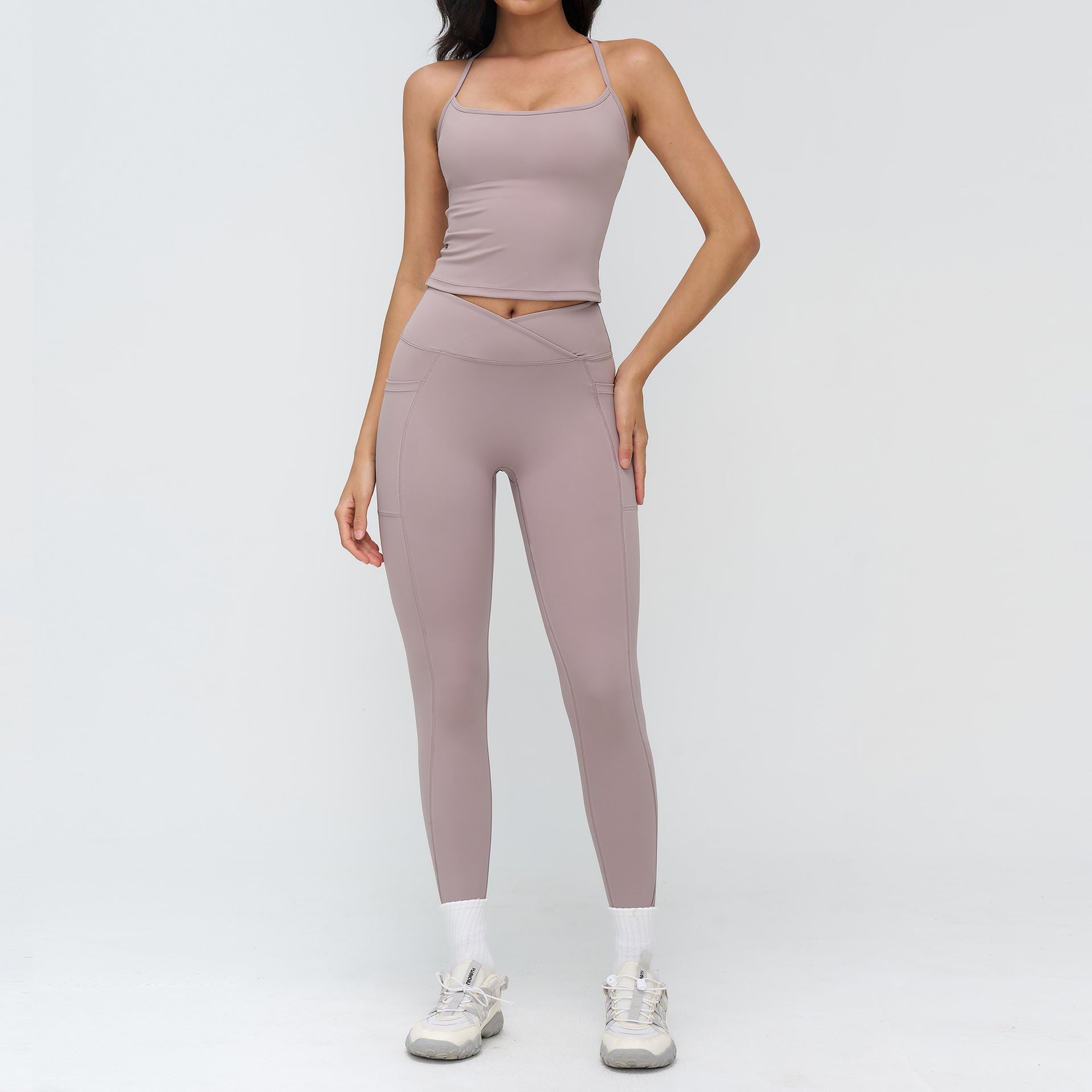 Women's wholesale quick-drying sports bras set
