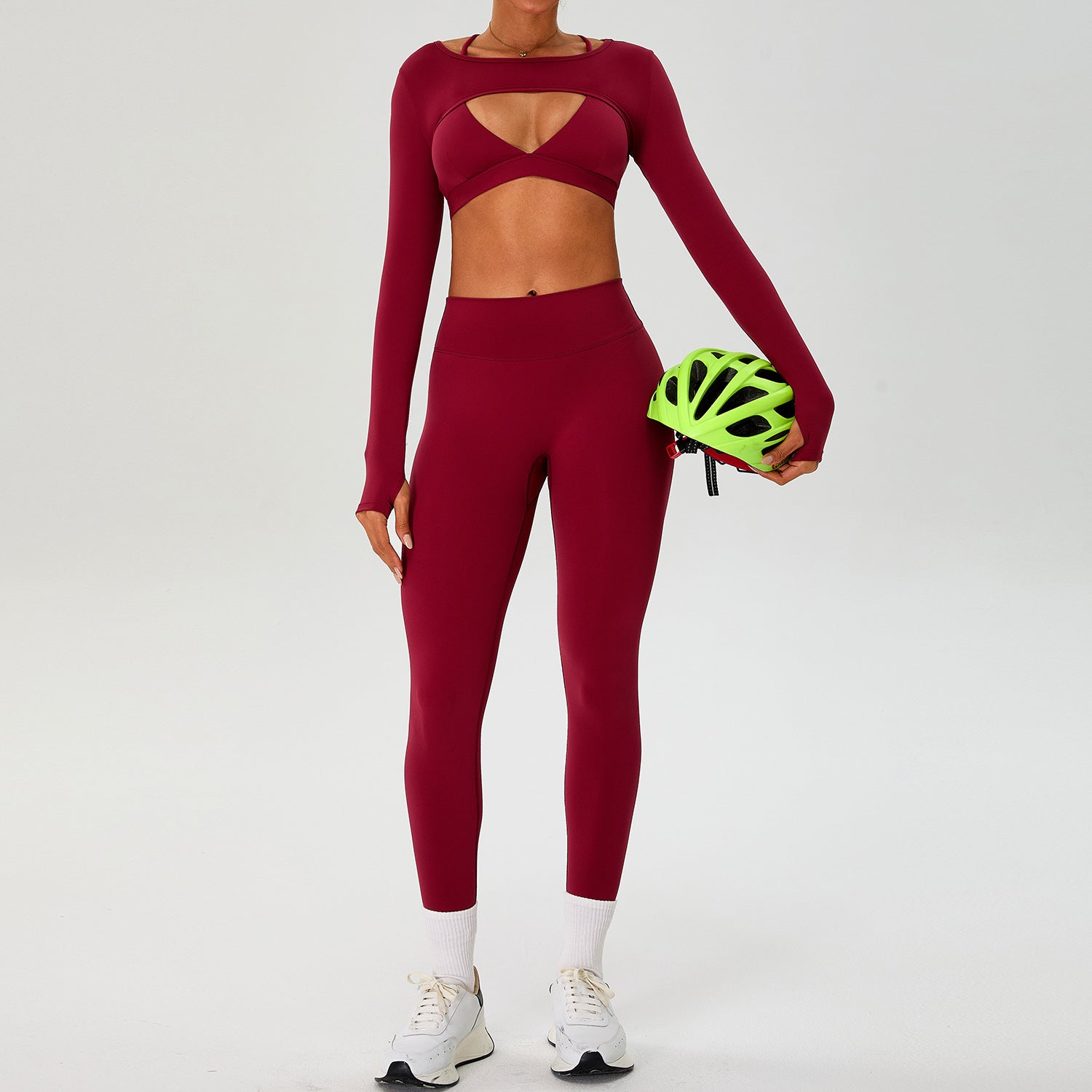 Slimming and figure-flattering sports bra yoga set