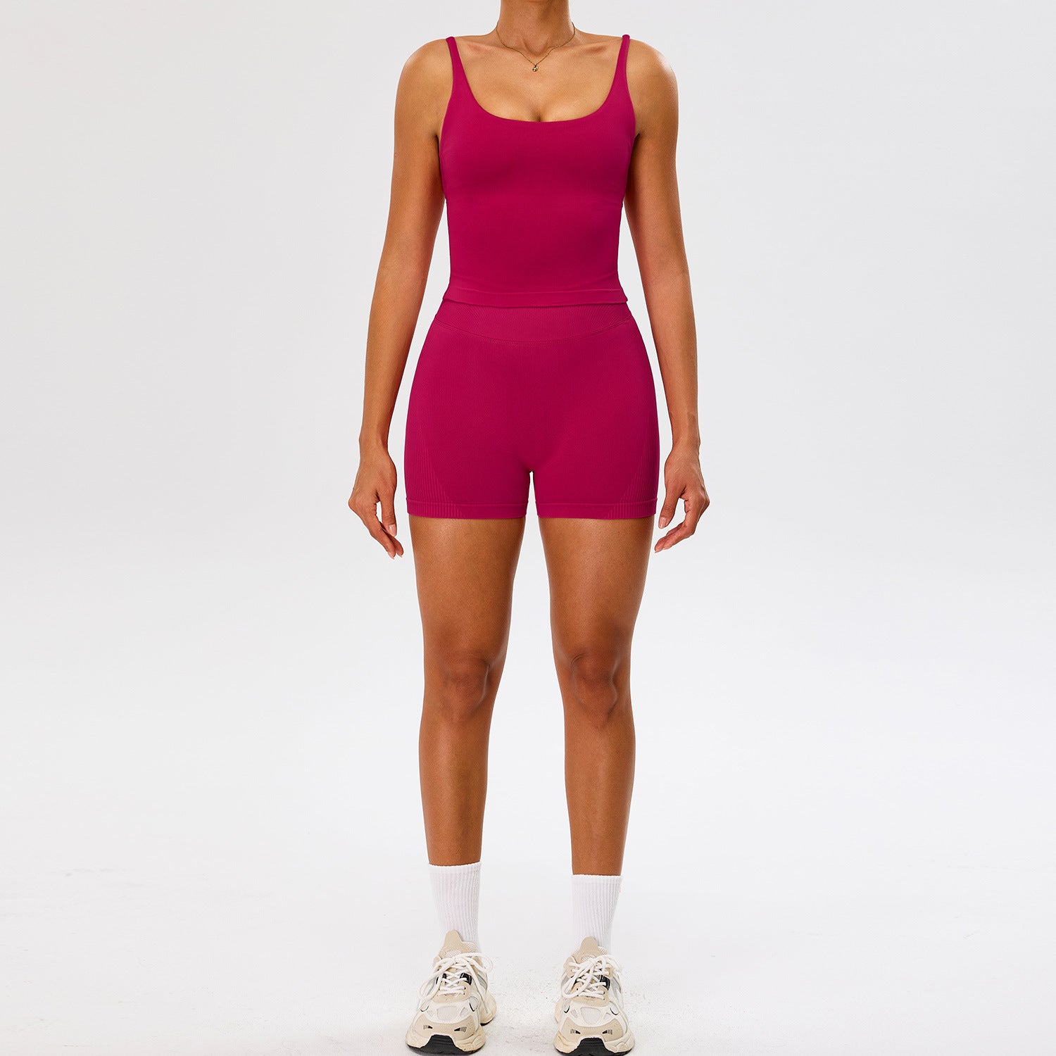 Women's seamless sports fitness bras set