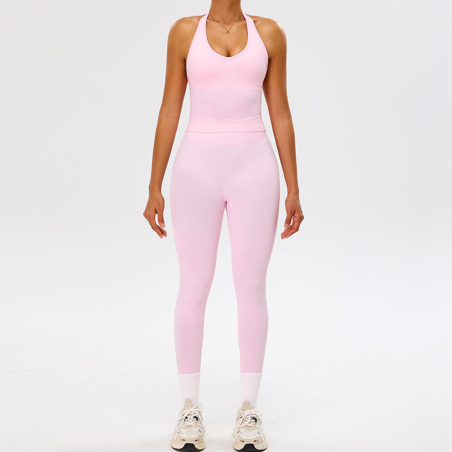 Women's seamless sports fitness bras set
