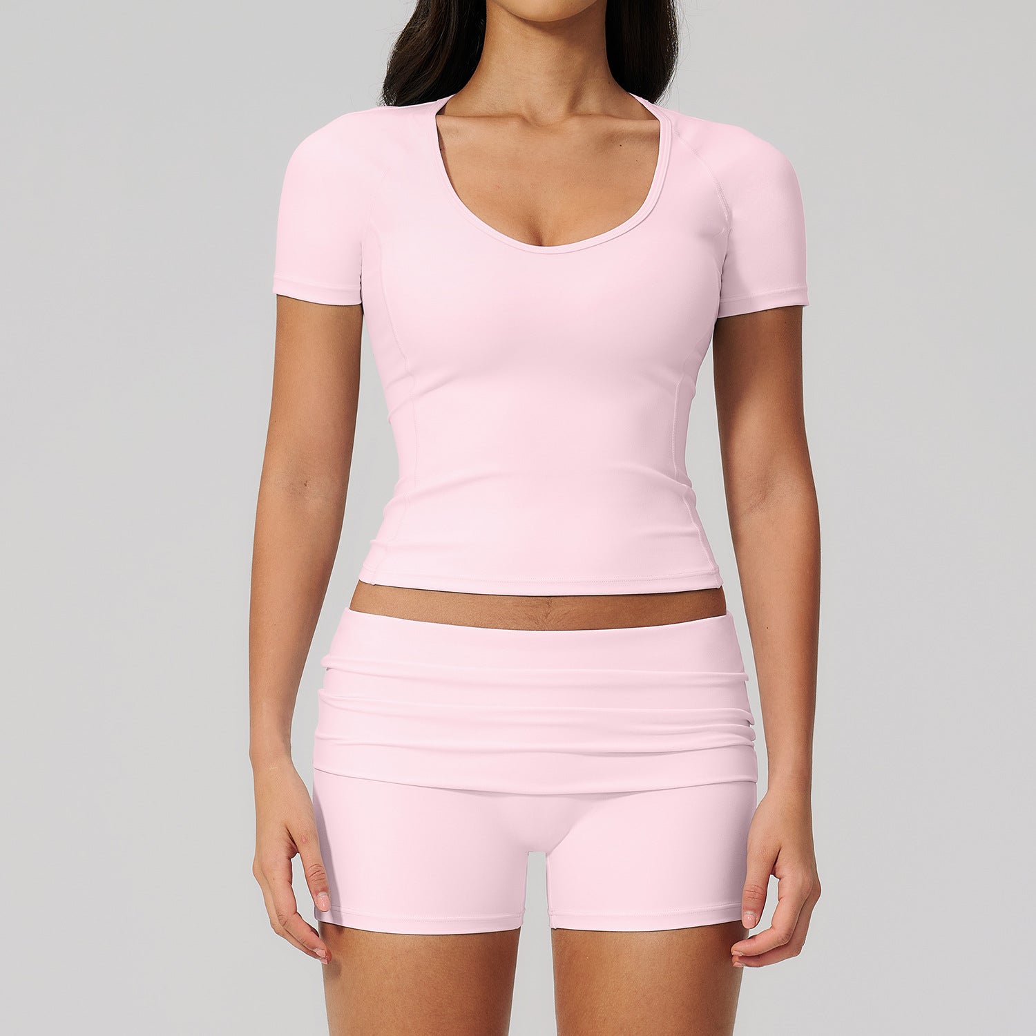 U-neck fitted short-sleeve yoga set with high-waisted quick-dry and stretchy shorts
