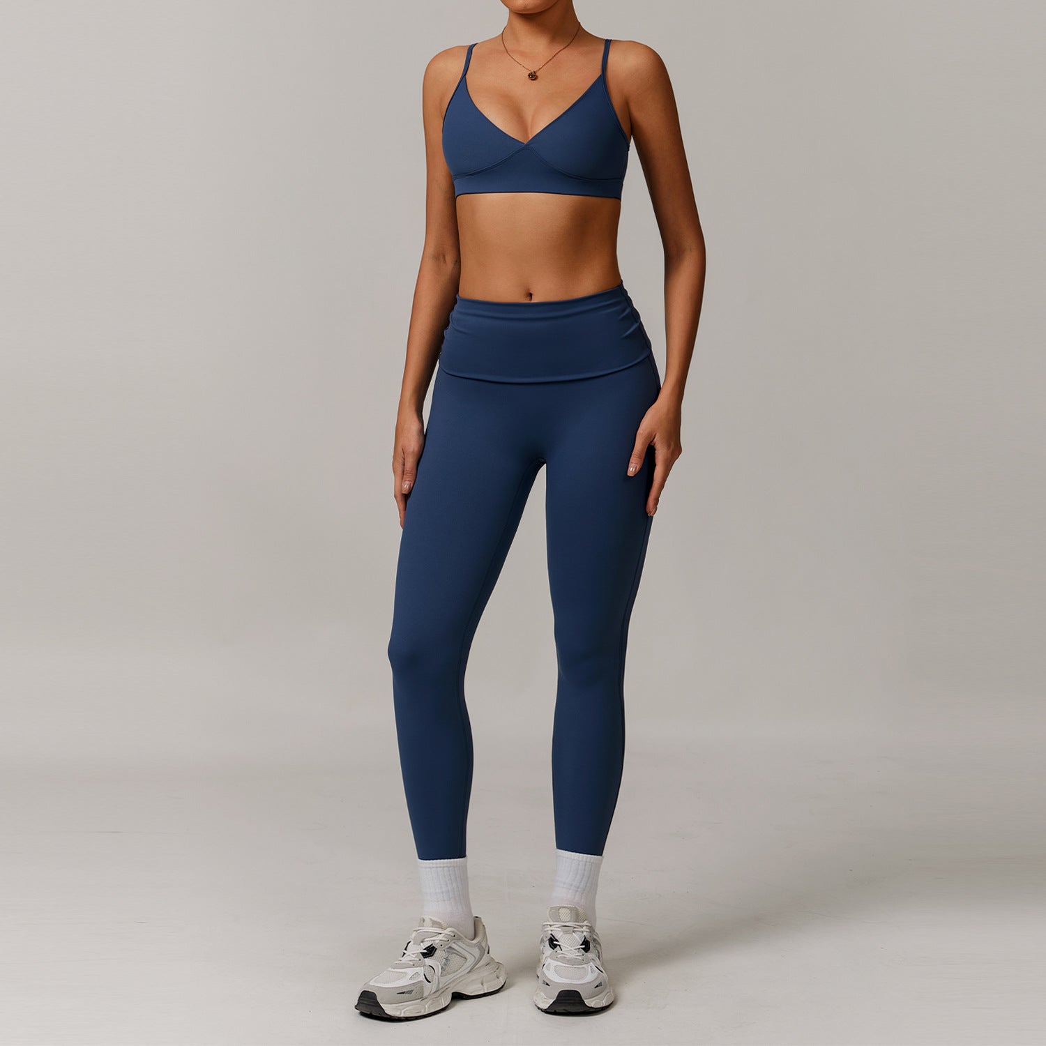 Fashionable and casual sports fitness bras suit