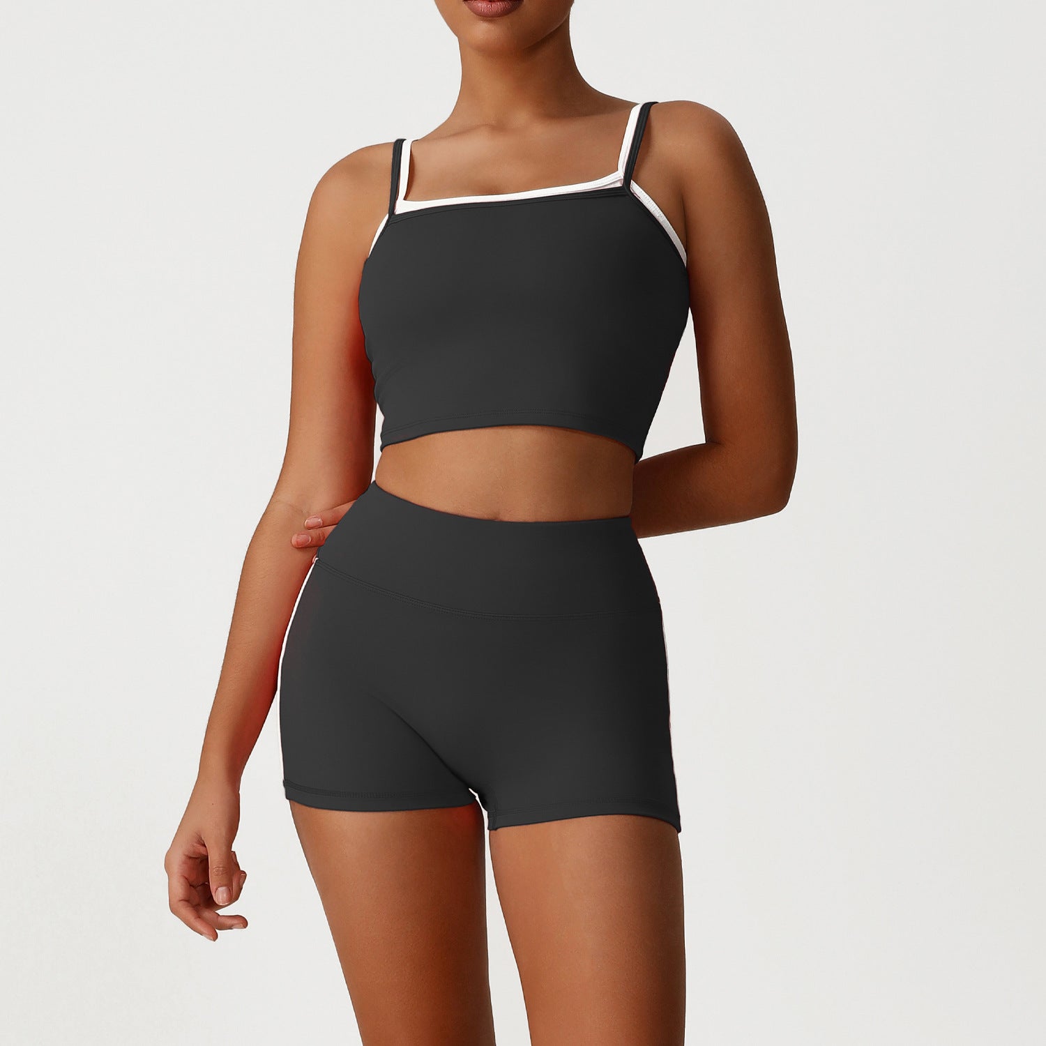 Women's wholesale new style sports suit