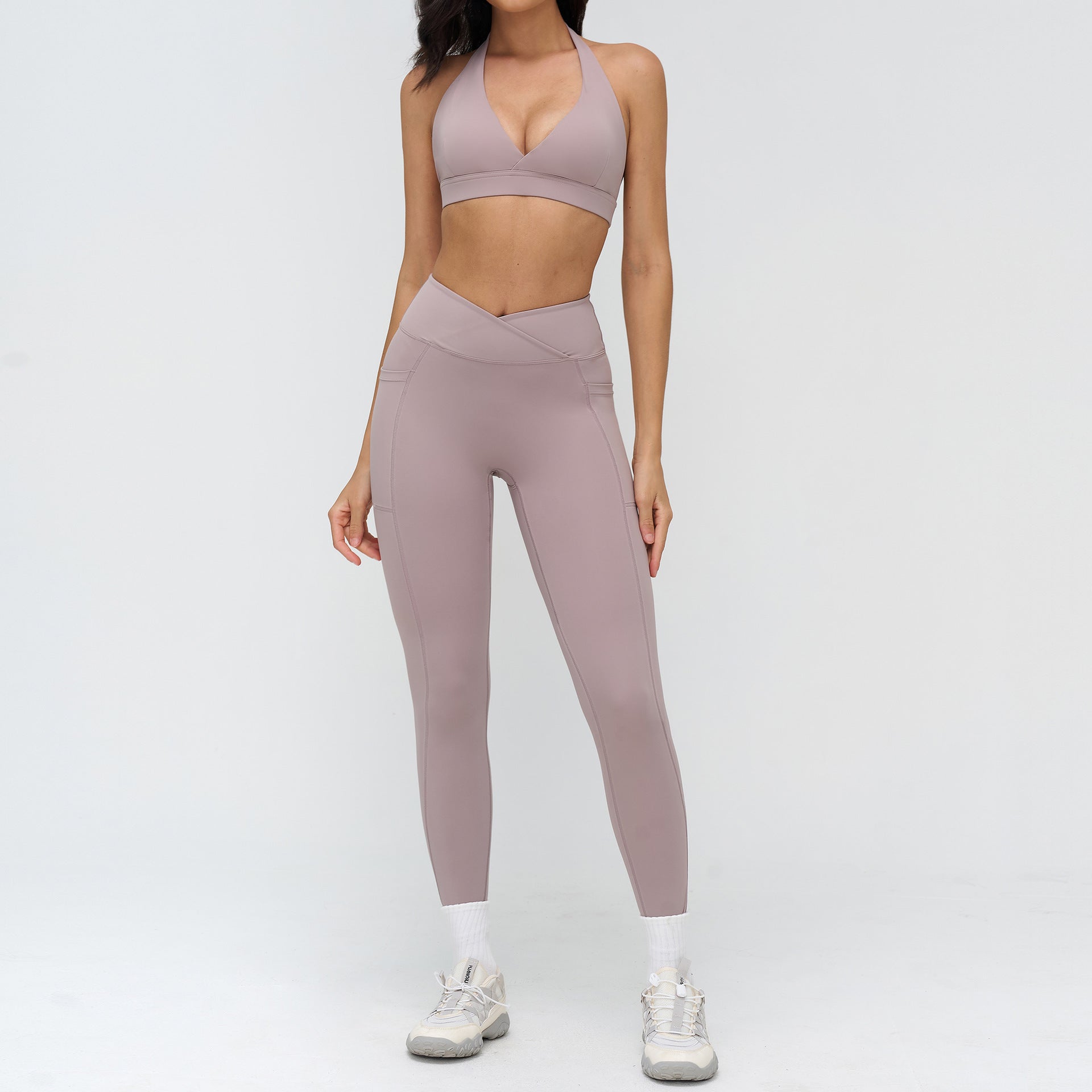 Women's quick-drying sports bras set