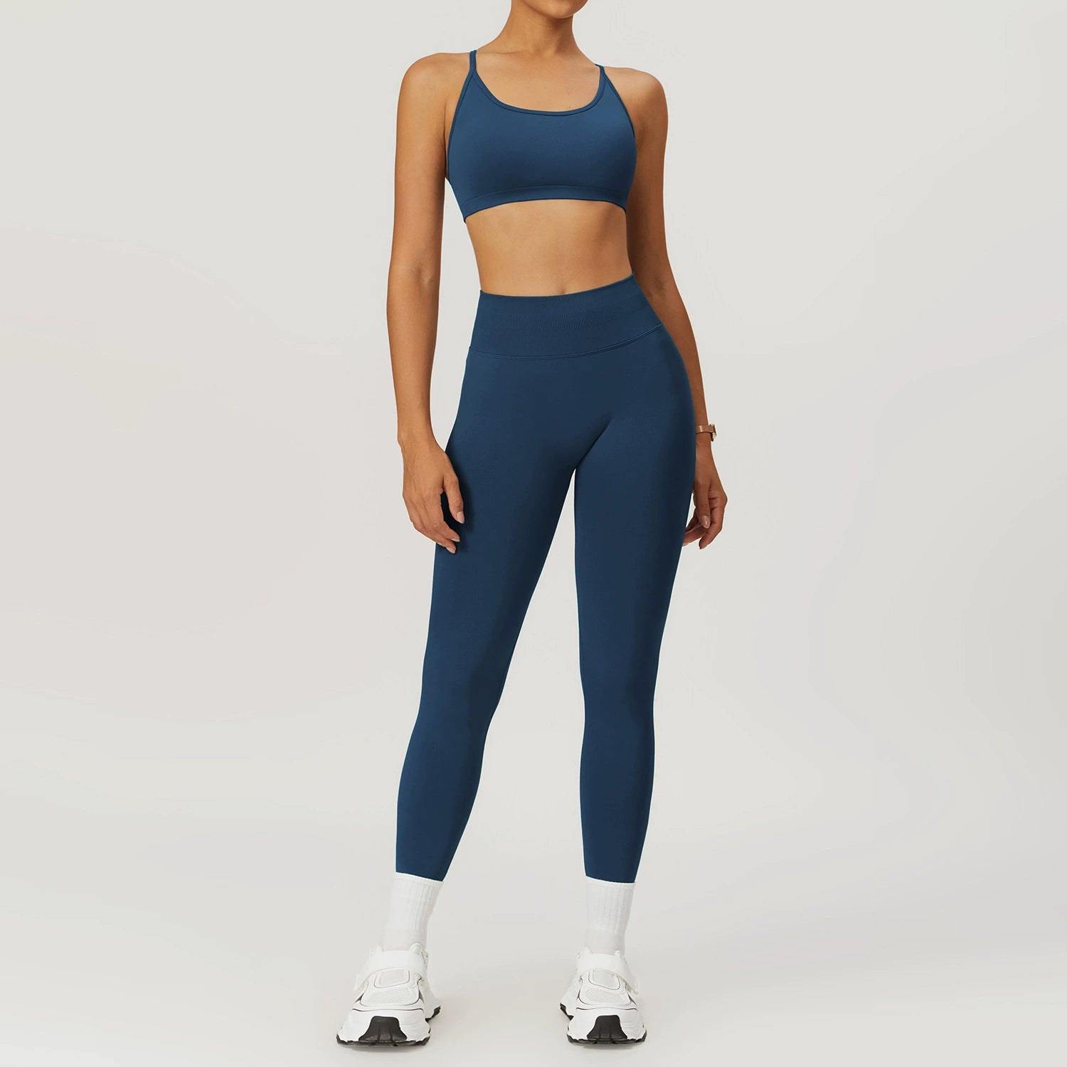 Women's Seamless back yoga suit