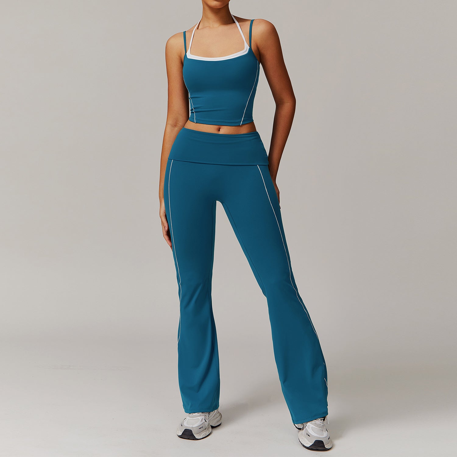 Fake two-piece halter neck beautiful back flared pants suit
