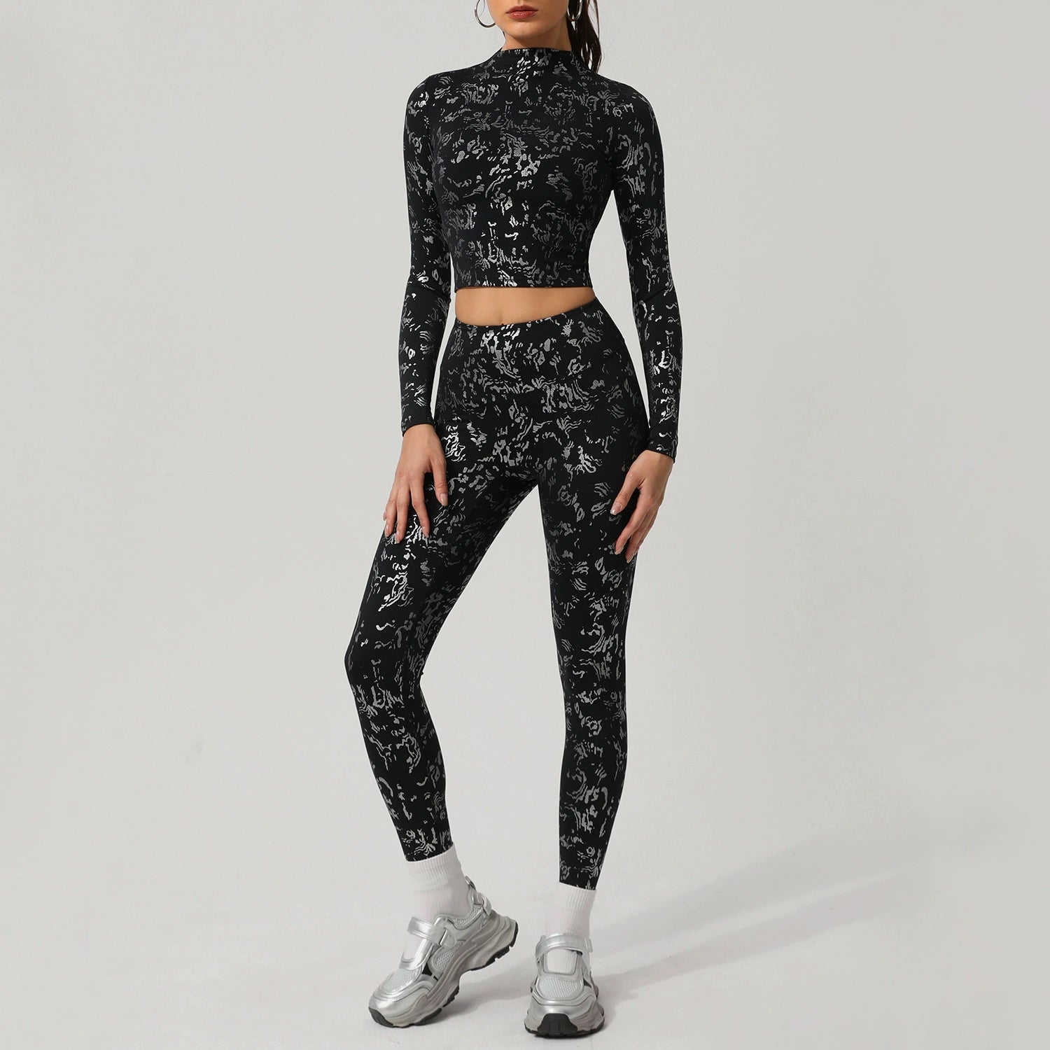 Women's Silver-stamped Long sleeve with leggings Set