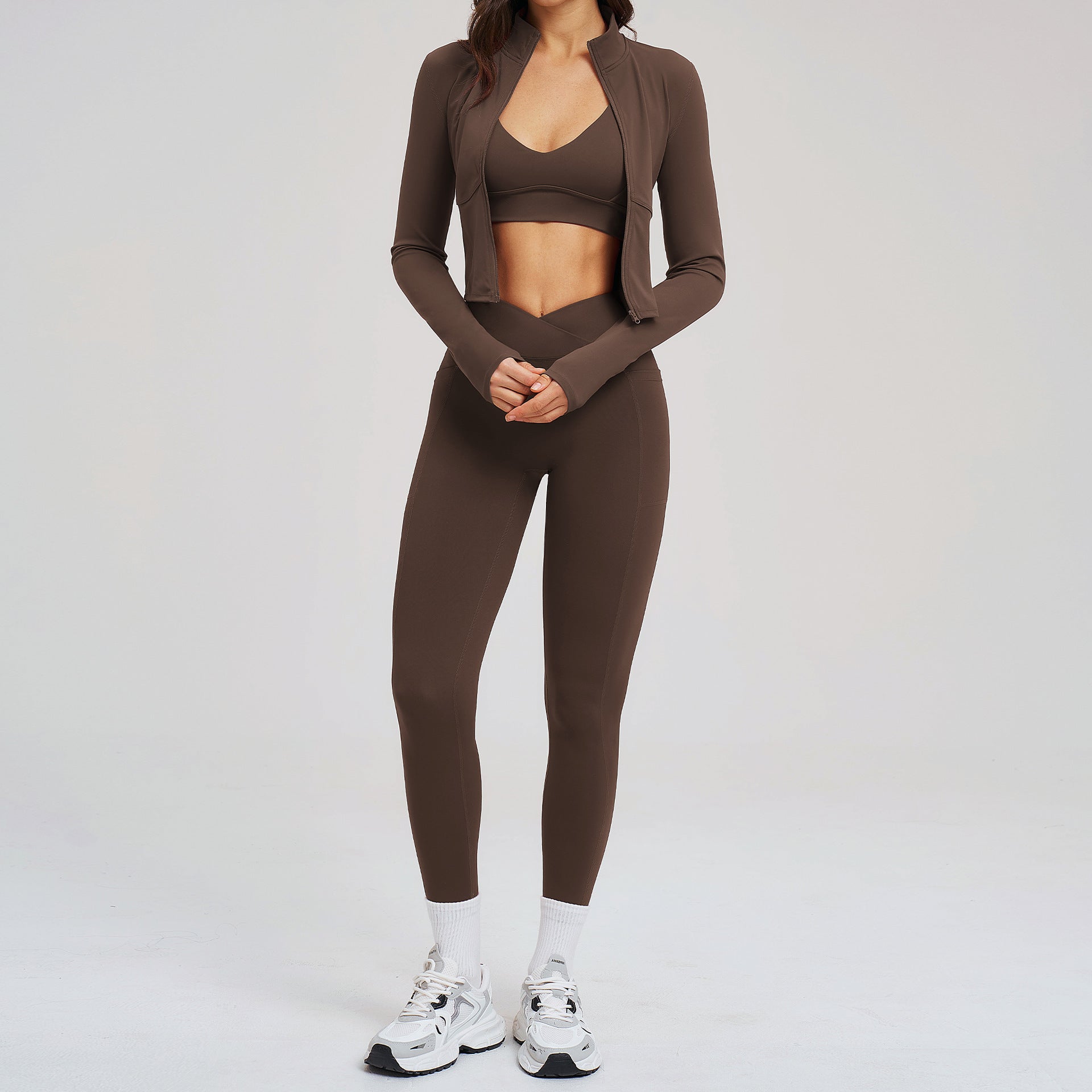 Quick-drying wholesale 3-pieces set fitness sports set