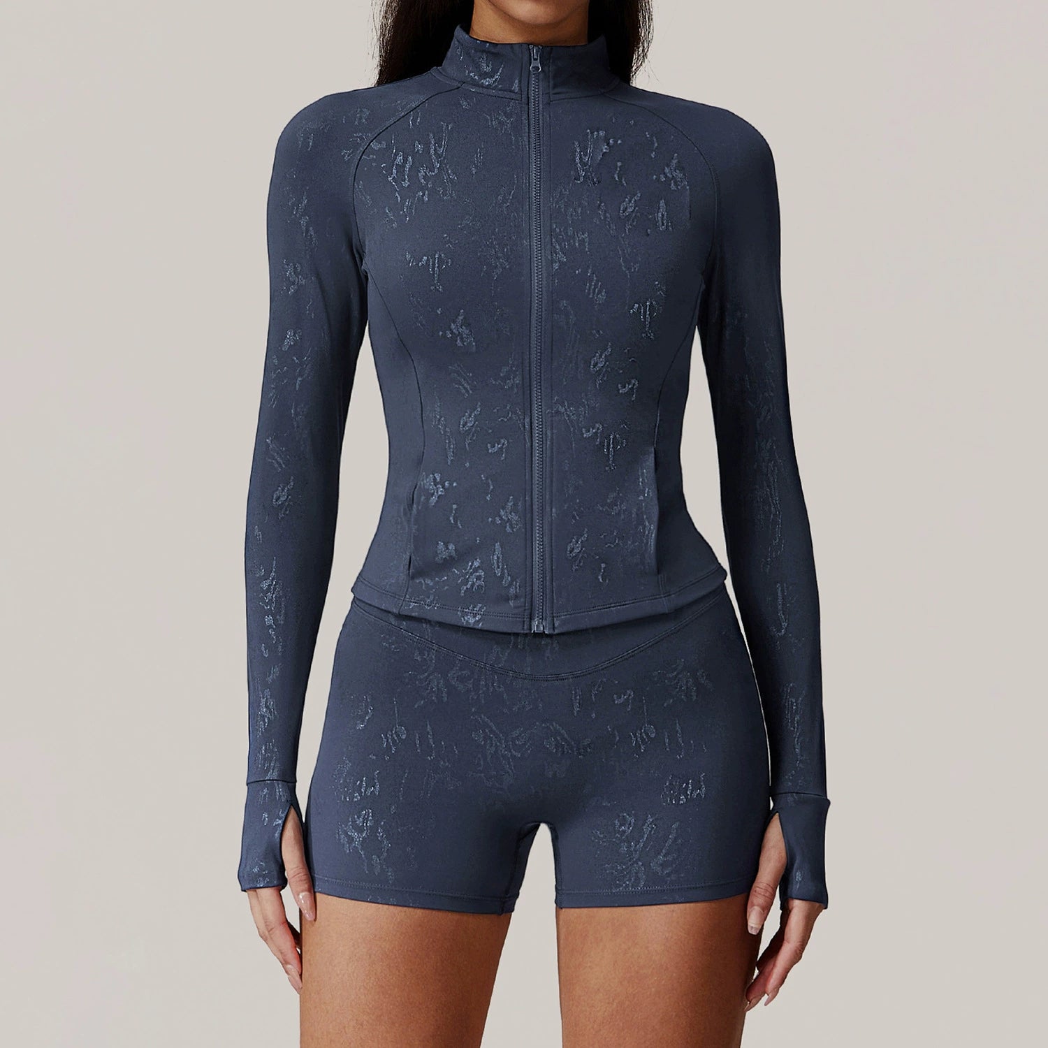 Women's Silver-stamped long jackets with shorts sportwear suit