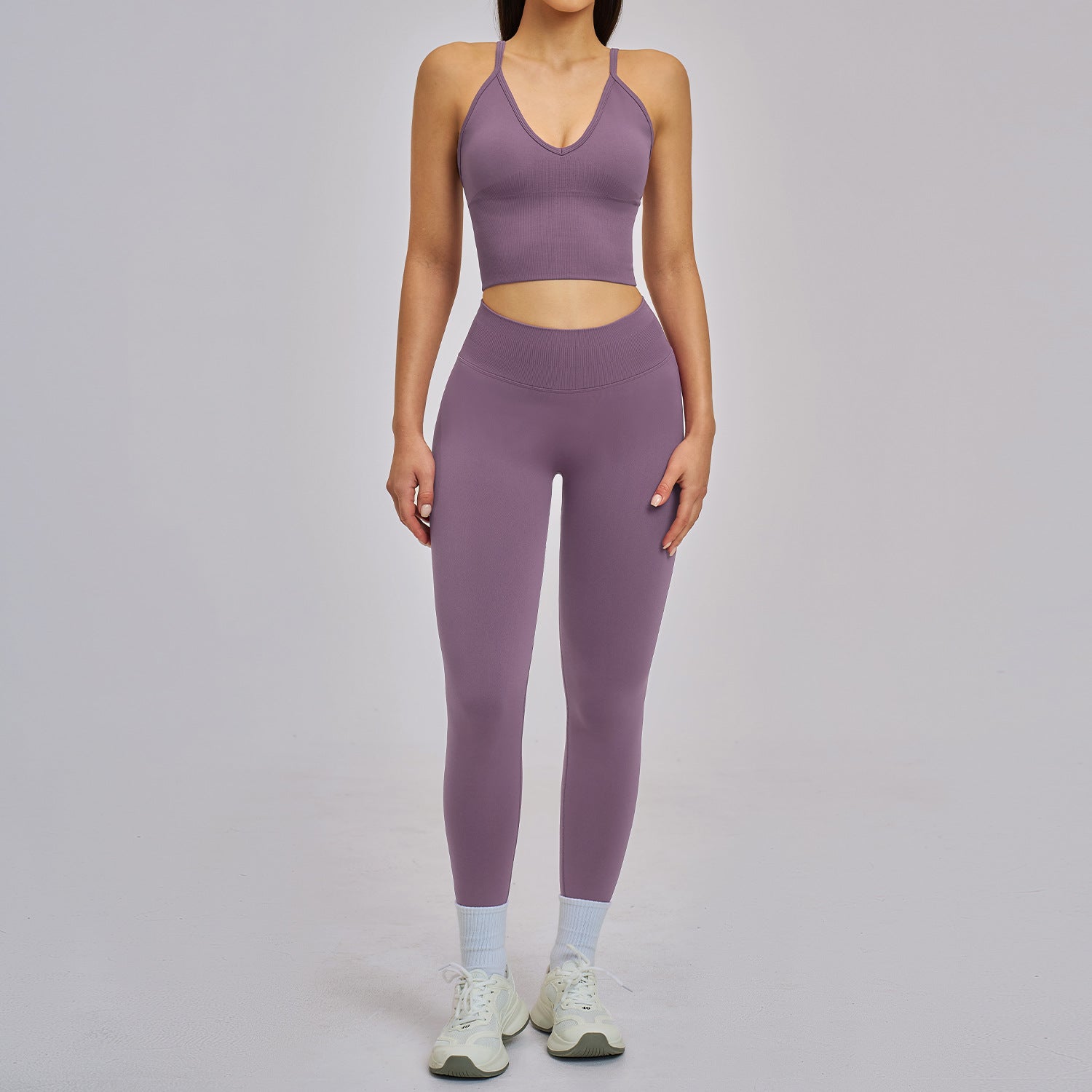 Women's seamless sports beas with leggings fitness yoga set