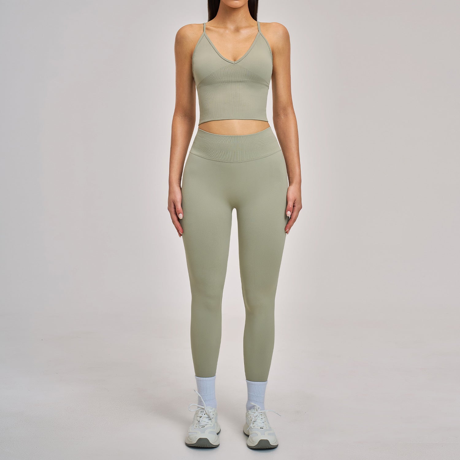 Women's seamless sports beas with leggings fitness yoga set